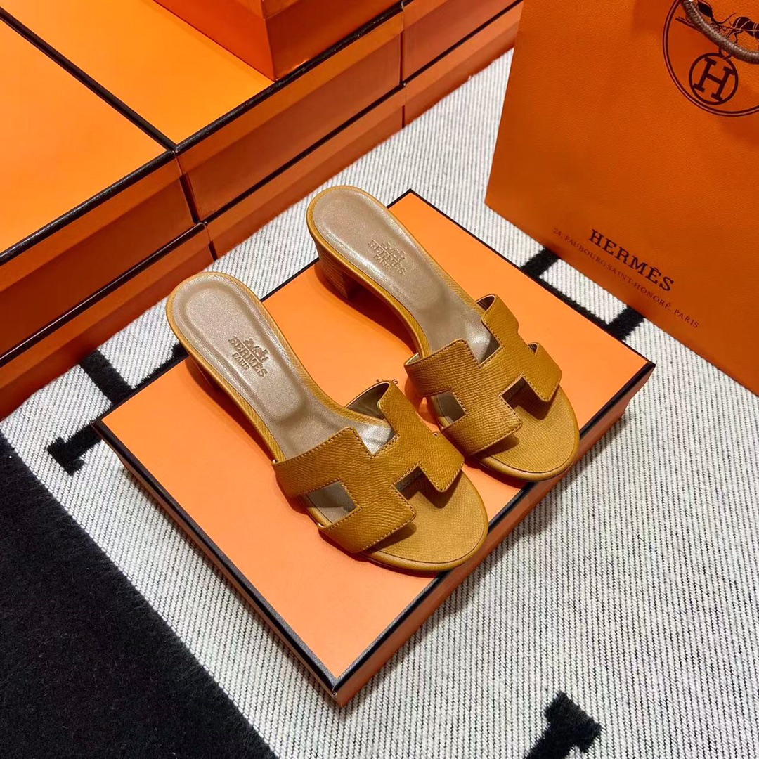 에르메스 올수공 오아시스 슬리퍼 샌들 앱송 64